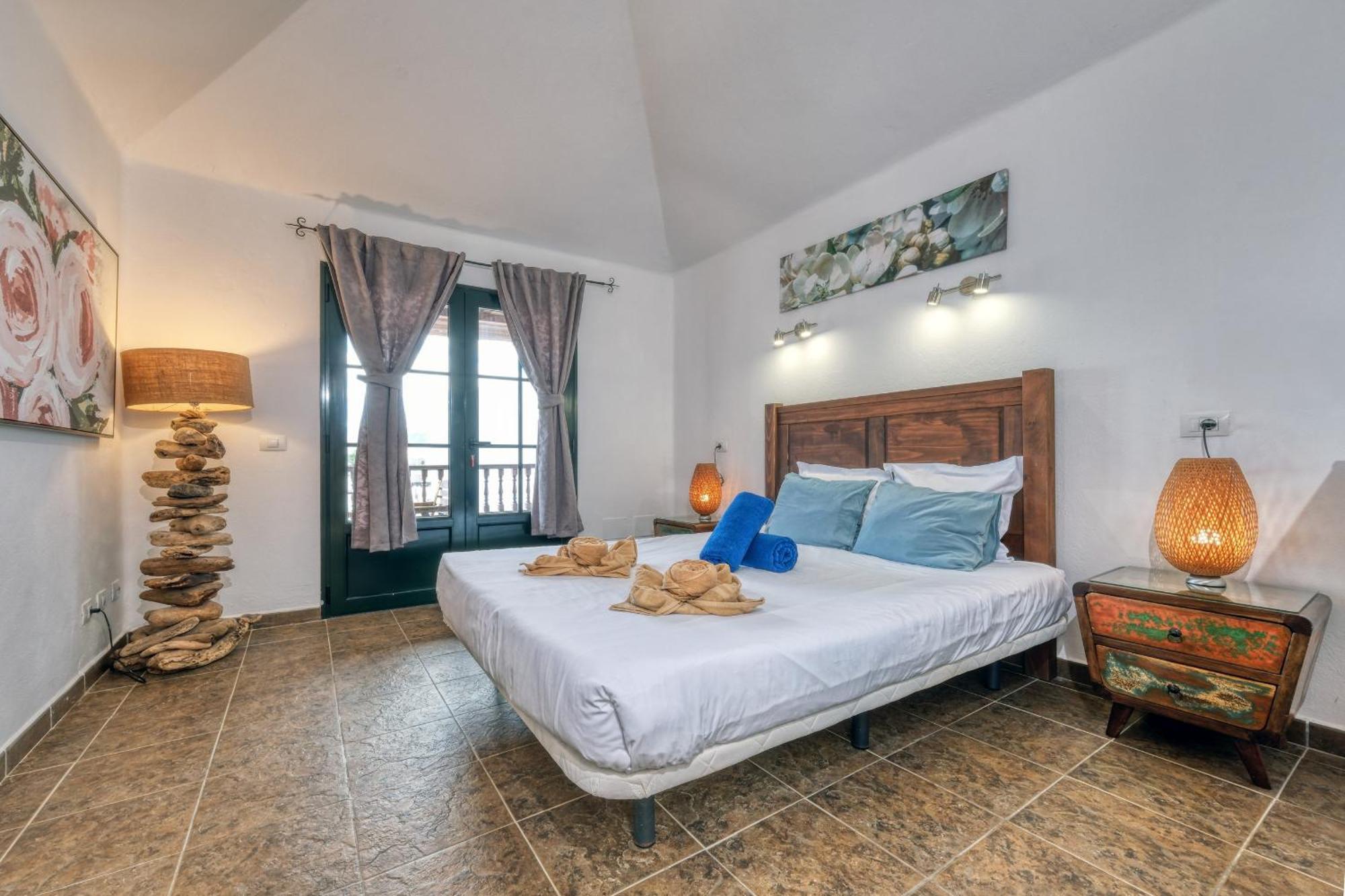 Casa Hibiscus - Shared Pool - Close To Seafront Promenade Punta Mujeres 외부 사진