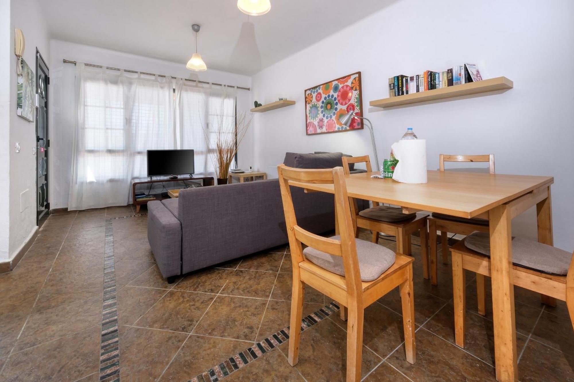 Casa Hibiscus - Shared Pool - Close To Seafront Promenade Punta Mujeres 외부 사진