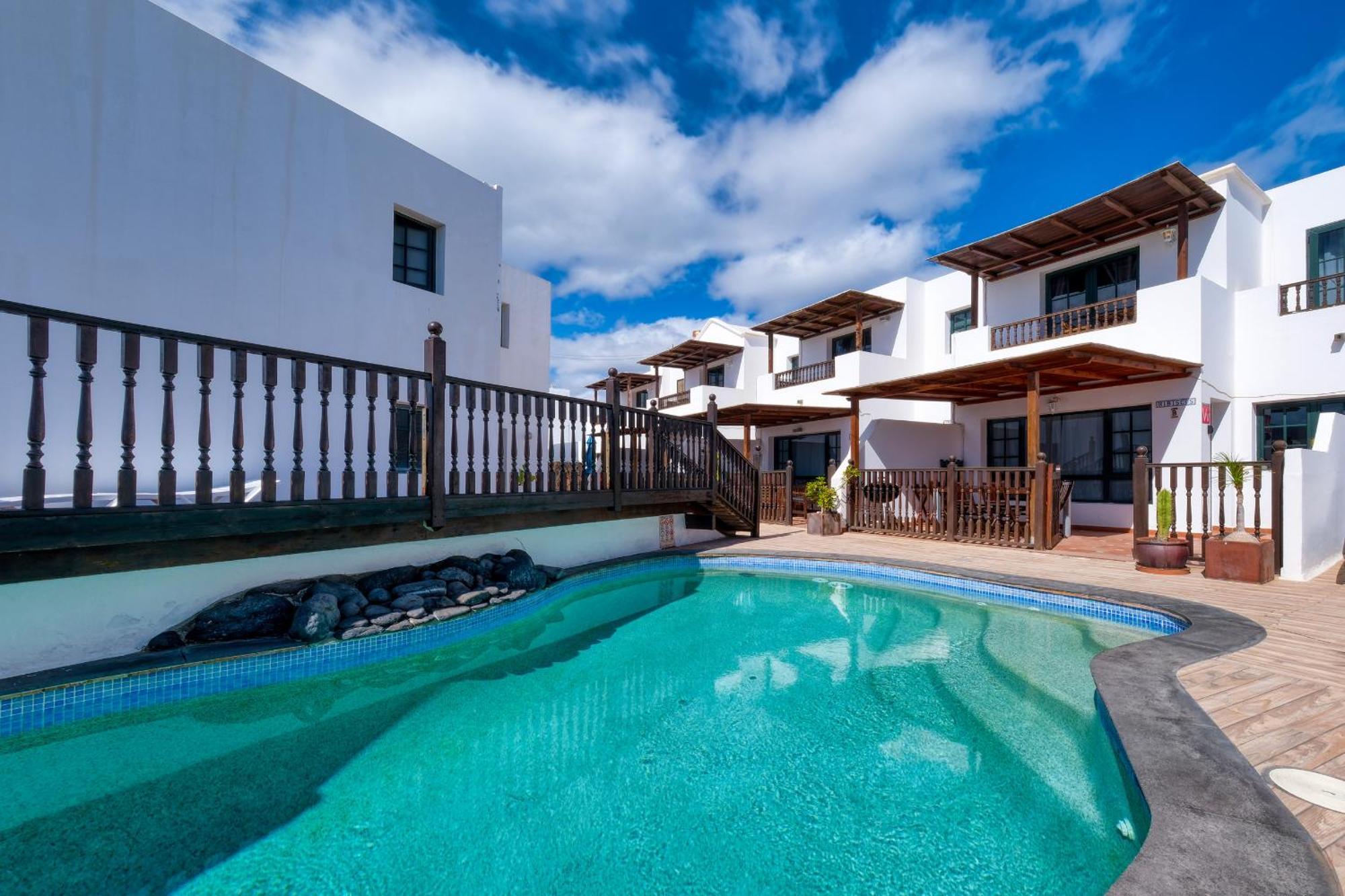 Casa Hibiscus - Shared Pool - Close To Seafront Promenade Punta Mujeres 외부 사진